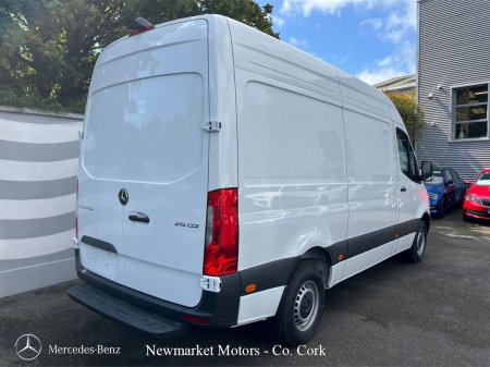 2027 Mercedes-Benz Sprinter - photo 4