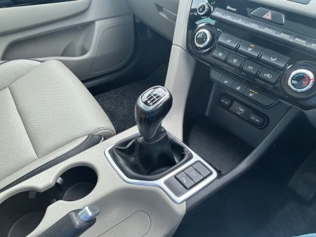 2021 Kia Sportage - photo 11