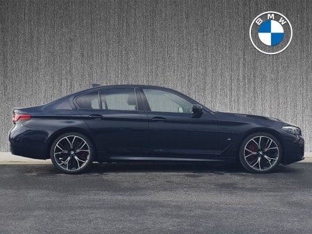 2022 BMW 5-Series - photo 3