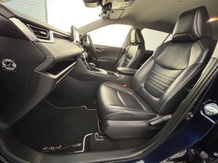 2020 Toyota RAV4 - photo 6