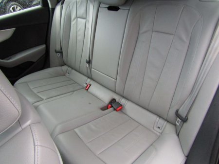 2017 Audi A4 - photo 18