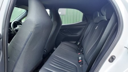 2020 Toyota Yaris - photo 16