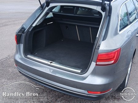 2017 Audi A4 - photo 15