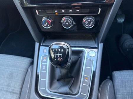 2021 Volkswagen Passat - photo 20