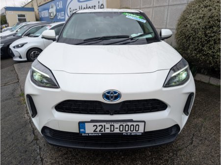 2022 Toyota Yaris Cross - photo 2