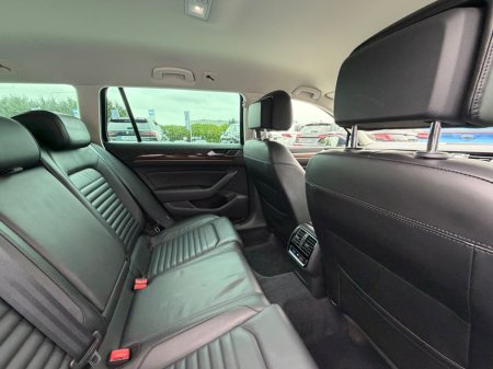 2019 Volkswagen Passat - photo 31