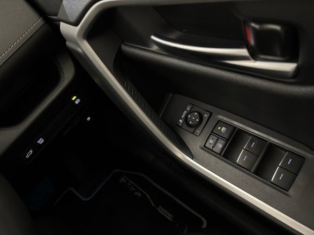 2024 Toyota RAV4 - photo 17