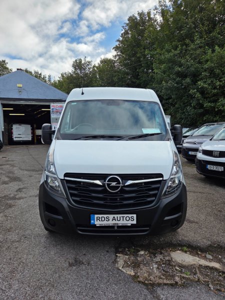 2021 Opel Movano - photo 2