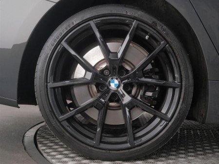 2025 BMW 8-Series - photo 14