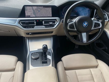 2022 BMW 3-Series - photo 11