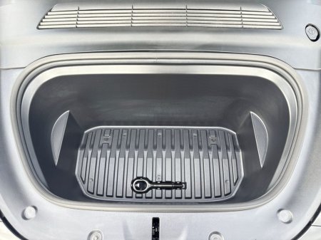 2024 Tesla Model Y - photo 15