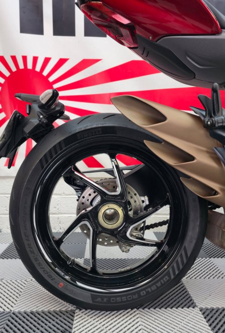 2024 MV AGUSTA Brutale - photo 3