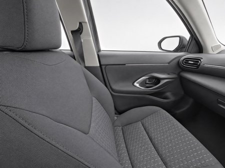2026 Toyota Yaris Cross - photo 13