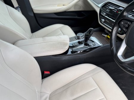 2018 BMW 5-Series - photo 14