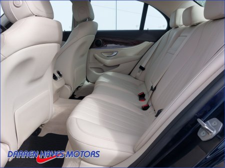 2017 Mercedes-Benz E-Class - photo 11