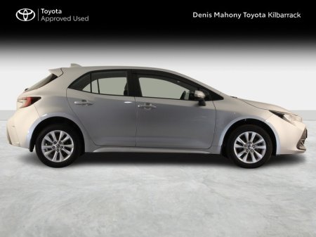 2024 Toyota Corolla - photo 3