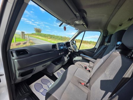 2021 Nissan NV400 - photo 7