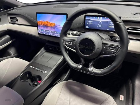 2025 BYD SEAL - photo 8