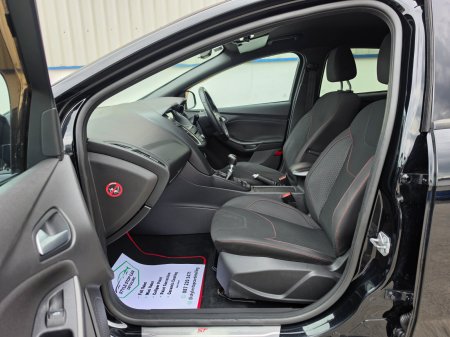 2017 Ford Focus - photo 21