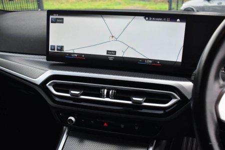 2023 BMW 3-Series - photo 15