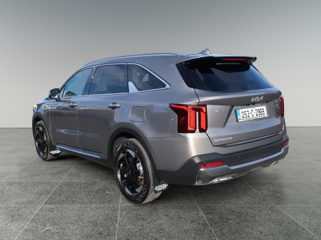 2025 Kia Sorento - photo 3