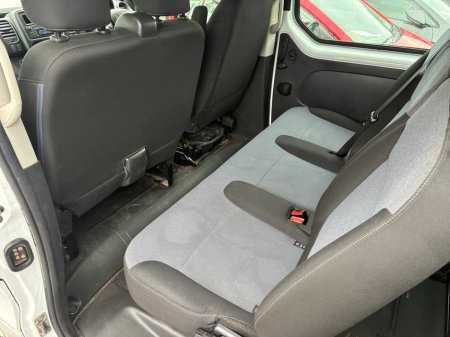 2015 Opel Vivaro - photo 15