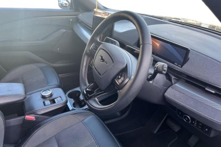 2025 Ford Mustang Mach-E - photo 9