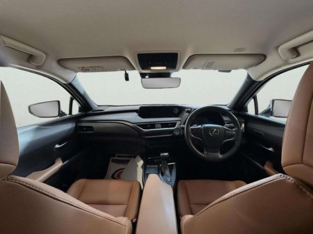 2021 Lexus UX - photo 4