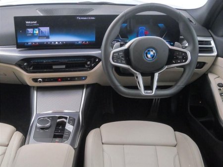 2026 BMW 3-Series - photo 5