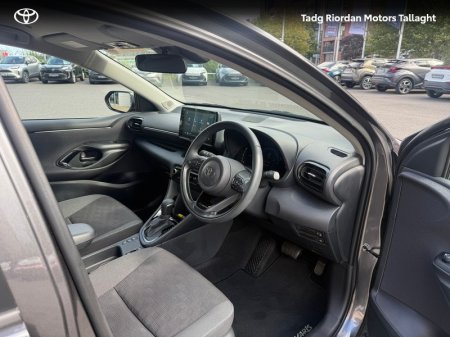 2024 Toyota Yaris - photo 12