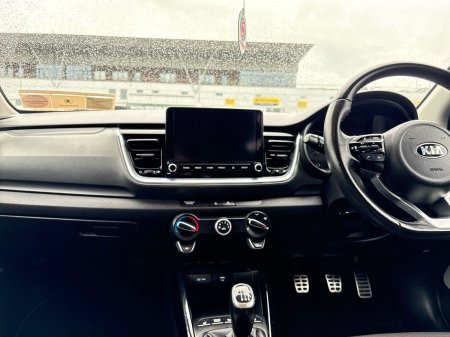 2021 Kia Stonic - photo 8