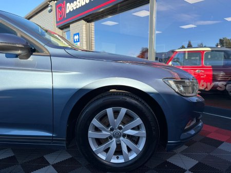 2018 Volkswagen Passat - photo 13