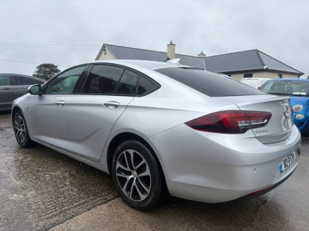 2018 Opel Insignia - photo 3
