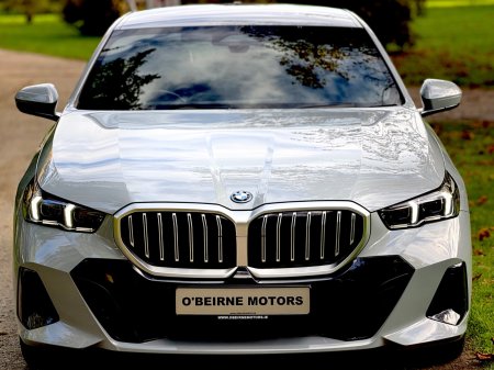 2024 BMW 5-Series - photo 41
