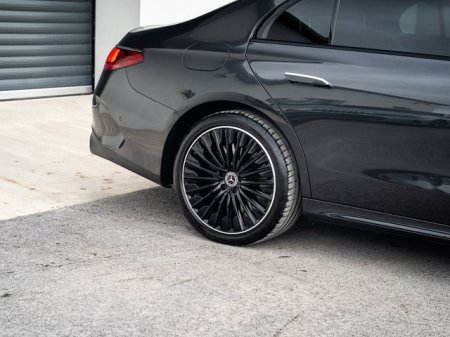 2025 Mercedes-Benz E-Class - photo 7