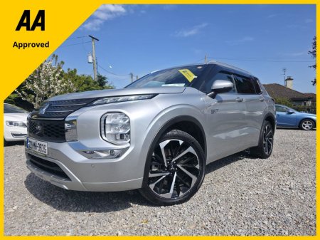 2022 Mitsubishi Outlander 2.4L Plug-in EV Intense 5 seat