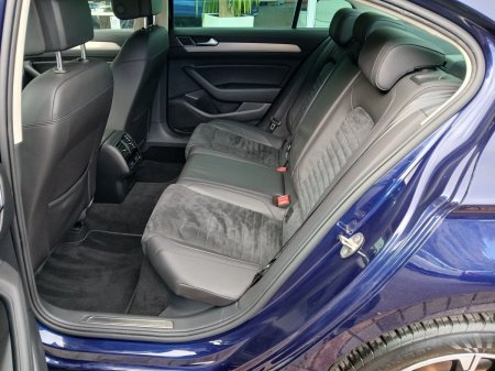 2019 Volkswagen Passat - photo 18
