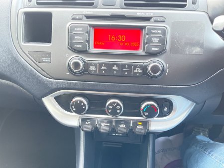2014 Kia Rio - photo 13