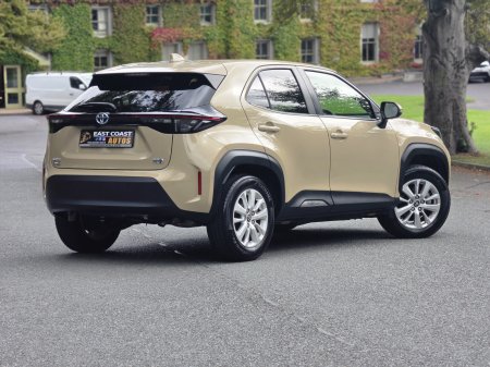 2021 Toyota Yaris Cross - photo 2