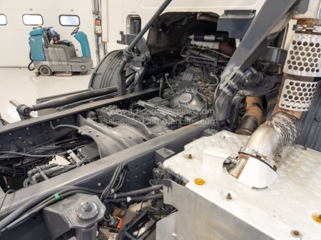 2015 SCANIA P370 Chassis Cab - photo 8