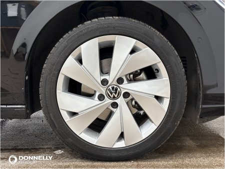 2025 Volkswagen Golf - photo 5
