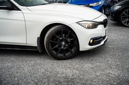 2017 BMW 3-Series - photo 3