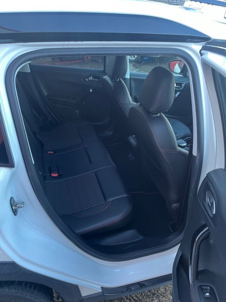 2016 Peugeot 2008 - photo 7