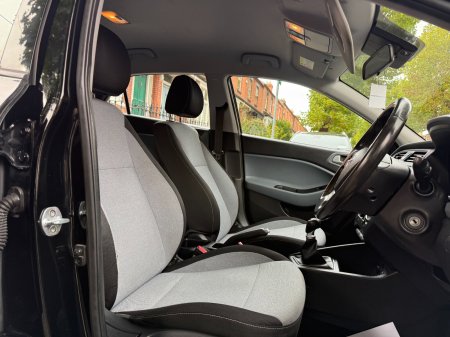 2016 Hyundai i20 - photo 16