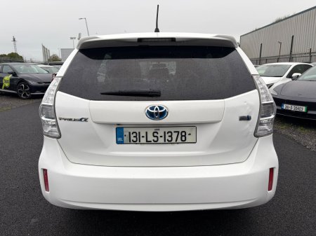 2013 Toyota Prius - photo 16
