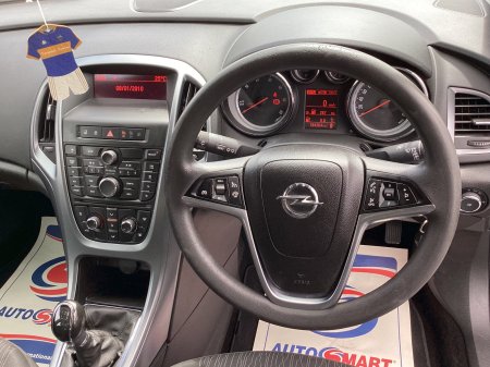 2015 Opel Astra - photo 12