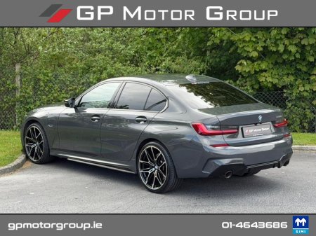2022 BMW 3-Series - photo 9