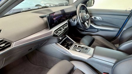 2024 BMW 3-Series - photo 15