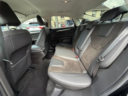 2019 Ford Mondeo - photo 25