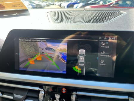 2022 BMW 3-Series - photo 19